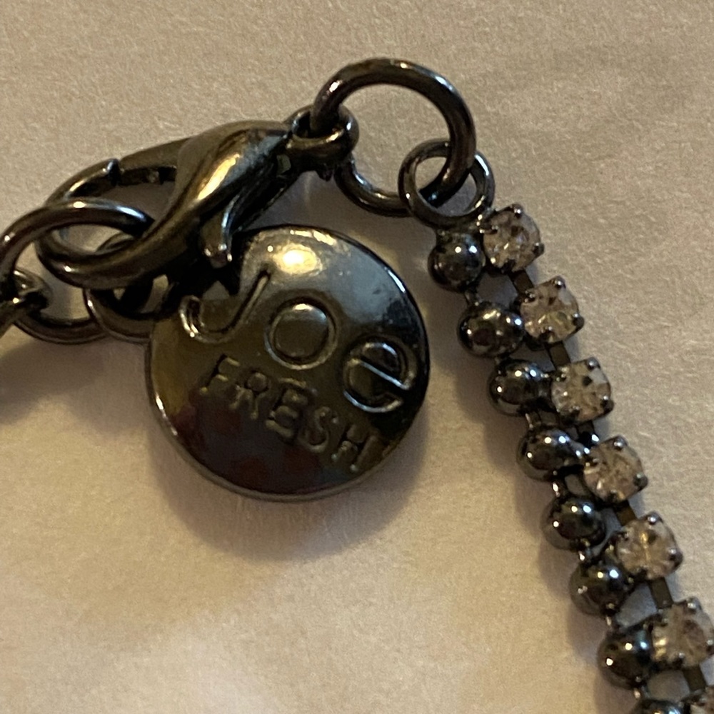 Joe Fresh statement necklace - Picture 7 of 9